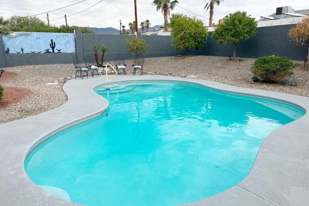 Spacious Getaway! Pool, Spa, Sleeps 9 Lake Havasu City Esterno foto
