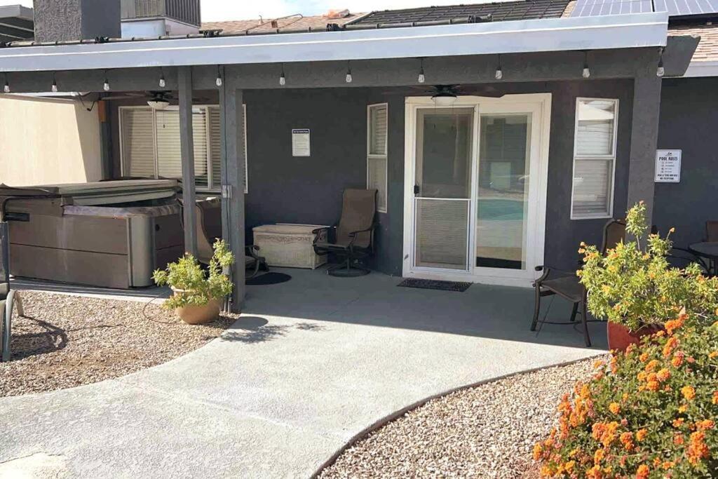 Spacious Getaway! Pool, Spa, Sleeps 9 Lake Havasu City Esterno foto