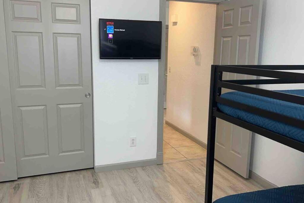 Spacious Getaway! Pool, Spa, Sleeps 9 Lake Havasu City Esterno foto