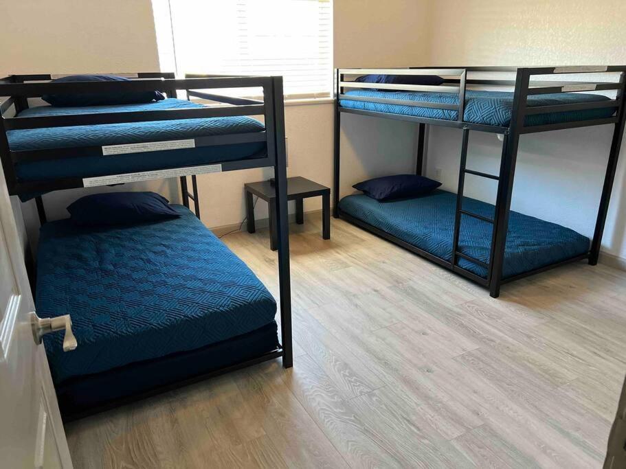 Spacious Getaway! Pool, Spa, Sleeps 9 Lake Havasu City Esterno foto