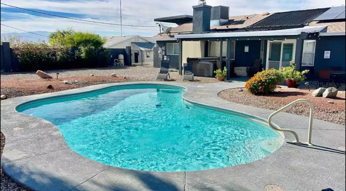 Spacious Getaway! Pool, Spa, Sleeps 9 Lake Havasu City Esterno foto